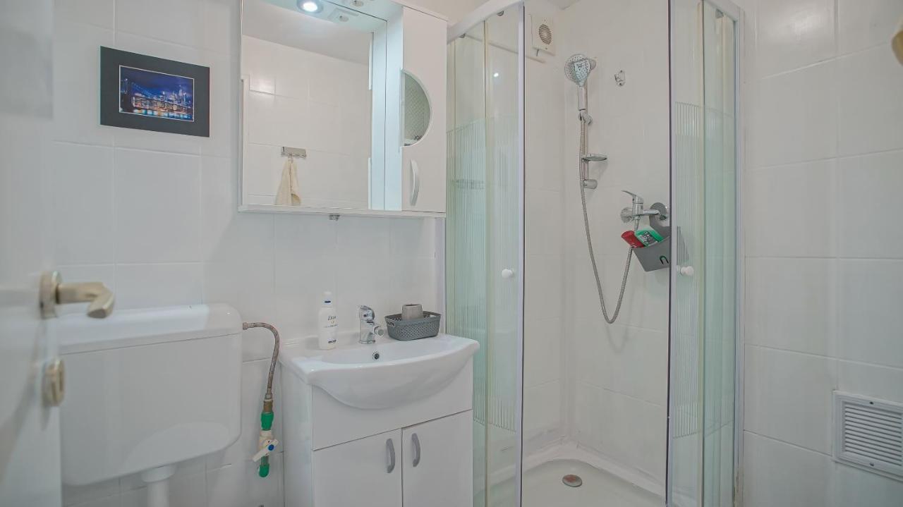 Old Town City Center Apartments Braşov Dış mekan fotoğraf