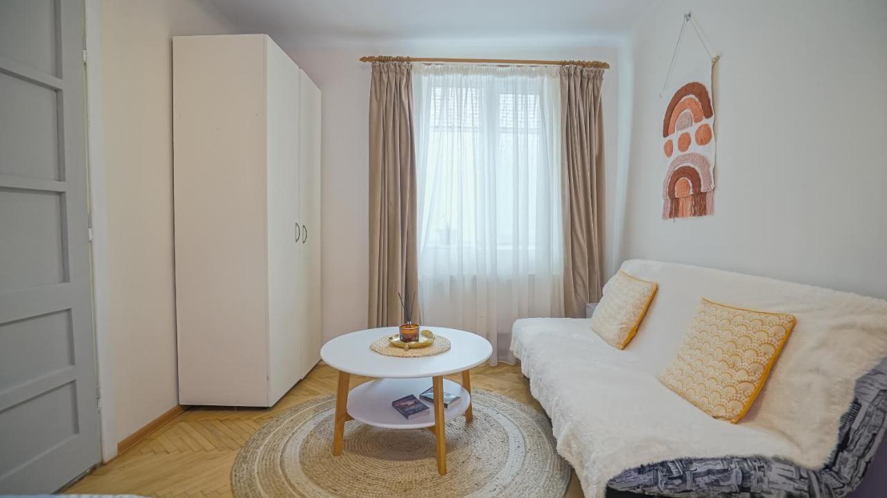 Old Town City Center Apartments Braşov Dış mekan fotoğraf