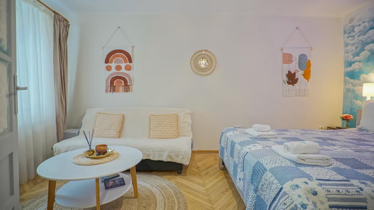 Old Town City Center Apartments Braşov Dış mekan fotoğraf